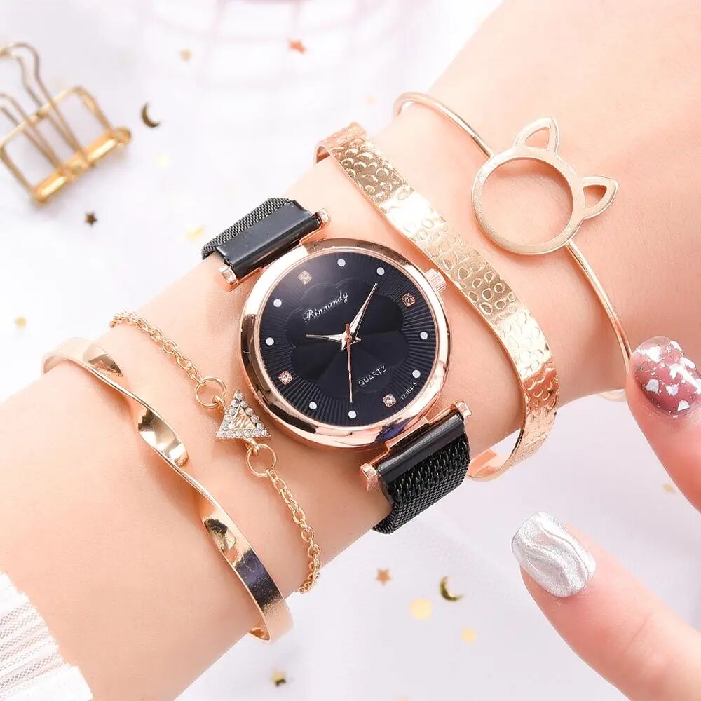 Conjunto de 5 uds de relojes de moda para Mujer, Reloj de pulsera de cuarzo con hebilla magnética y diamantes de imitación de flores, conjunto de pulsera para Mujer